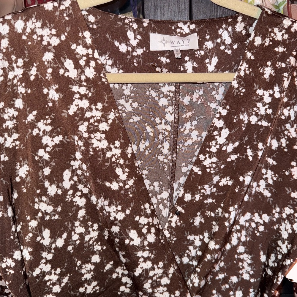 Wayf Long Sleeve Floral Dress - Brown and Cream - Picture 5 of 9